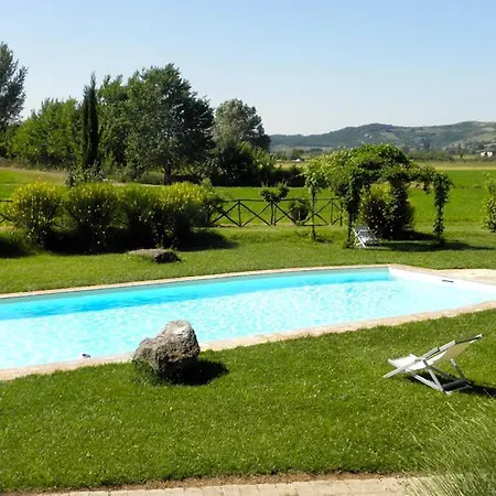 Appartamento Monte Santa Maria Tiberina Sleeps 6 Pool Wifi