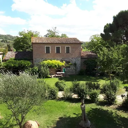 Appartamento Monte Santa Maria Tiberina Sleeps 6 Pool Wifi *