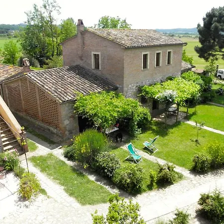 Appartamento Monte Santa Maria Tiberina Sleeps 6 Pool Wifi *